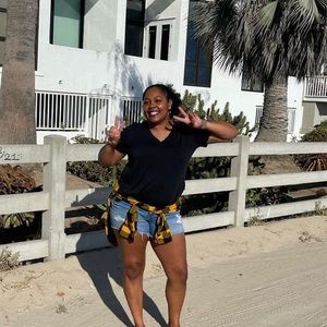 Meet your Posher, Karena